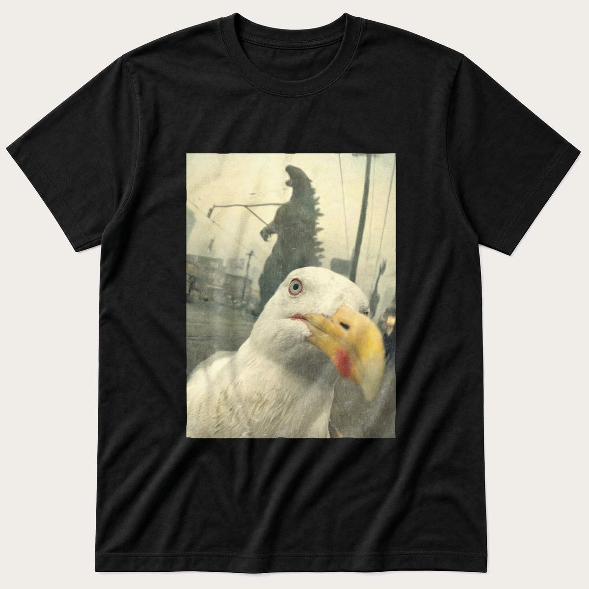 Seagull Selfie 5 — Black T-Shirt